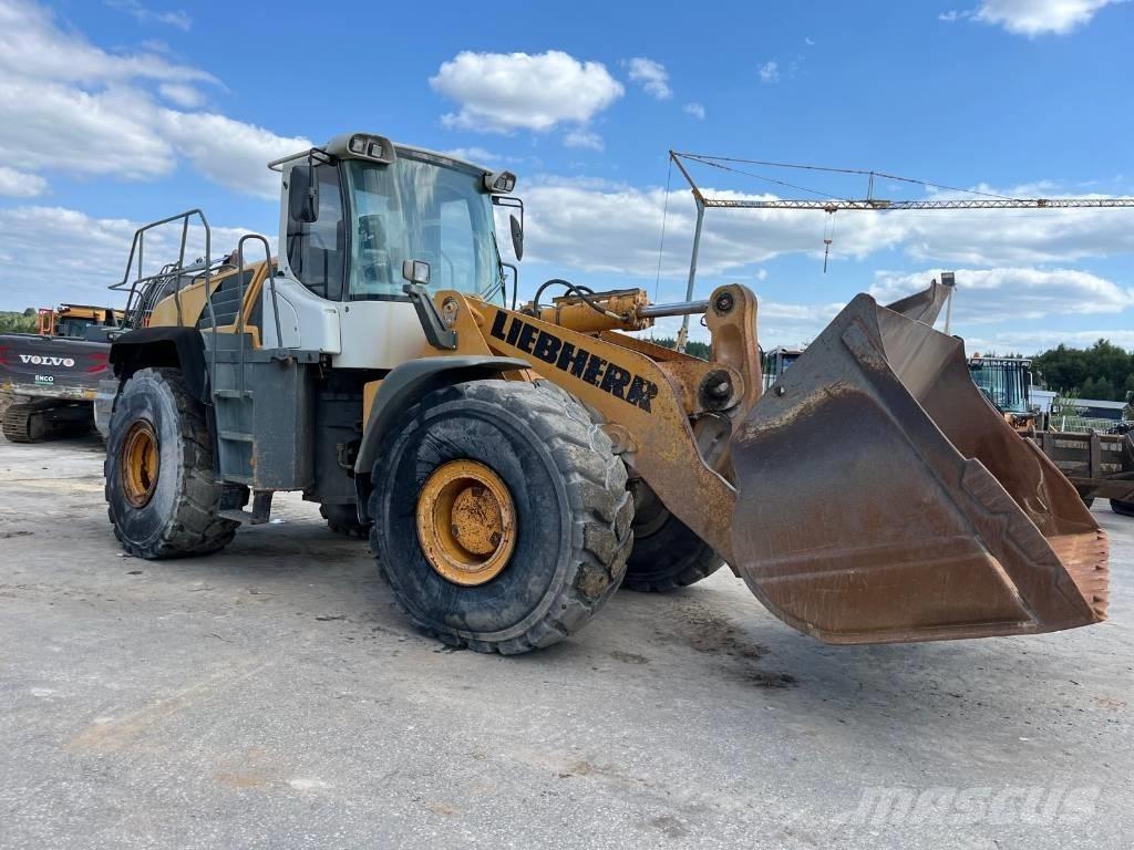 Liebherr L 580 Gumikerekes homlokrakodók