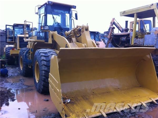 CAT 966 G Gumikerekes homlokrakodók