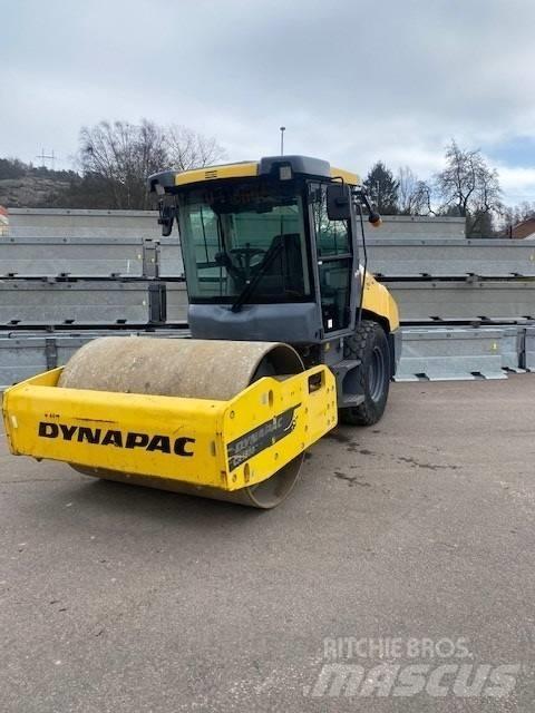 Dynapac CA1500D, Vält Egydobos hengerek