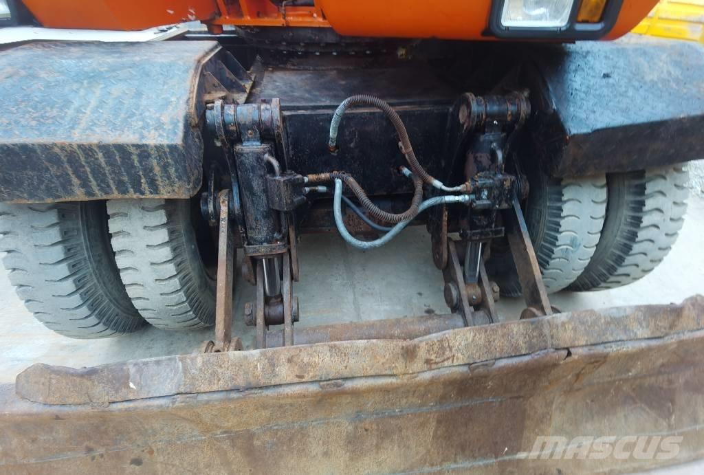 Doosan DH 150 W-7 Gumikerekes kotrók