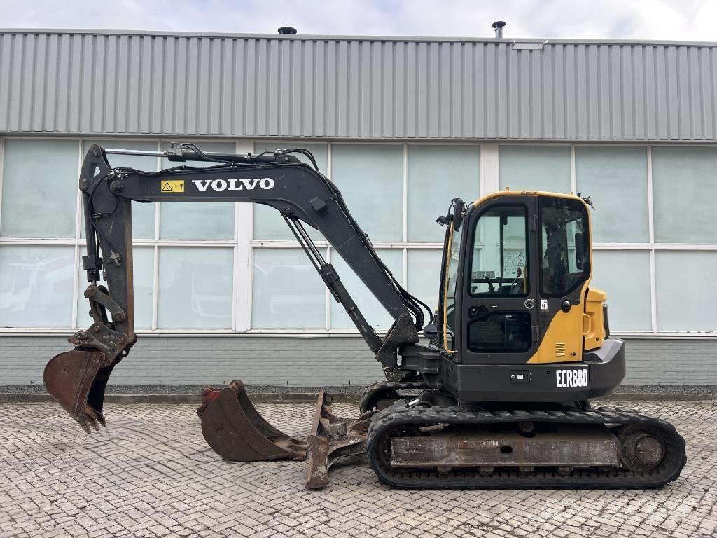 Volvo ECR 88 D    2016 Közepes (midi) kotrók 7 t - 12 t