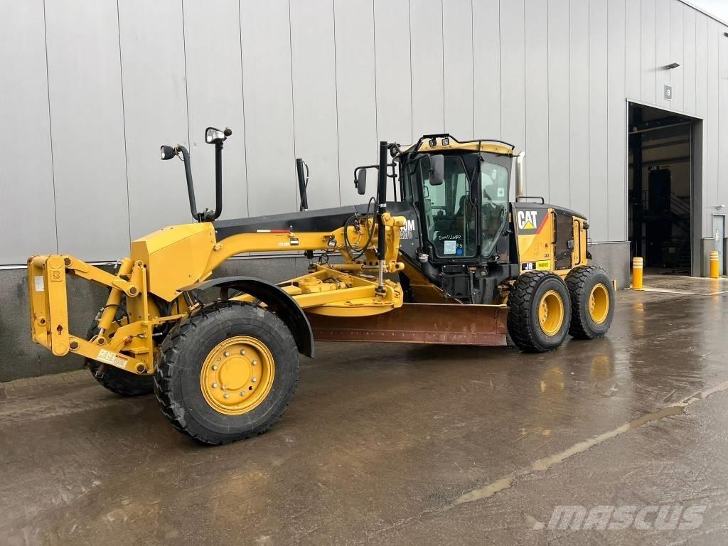 CAT 140 M AWD Gréderek