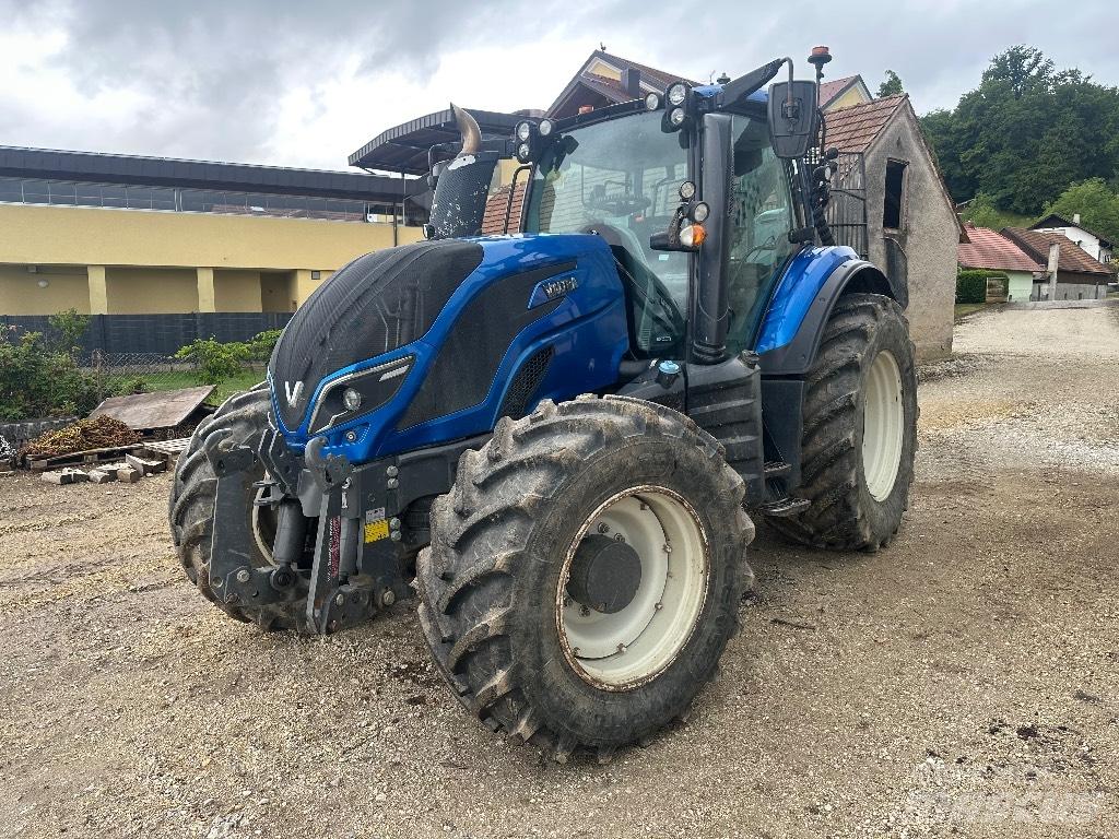 Valtra T 174 E Traktorok