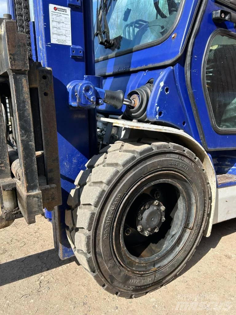 Komatsu FD 30 T-14 Dízel targoncák