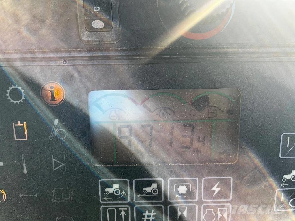 John Deere 8410 Traktorok