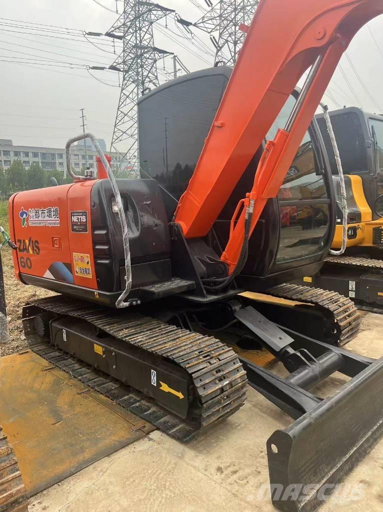 Hitachi zaxis60 Lánctalpas kotrók