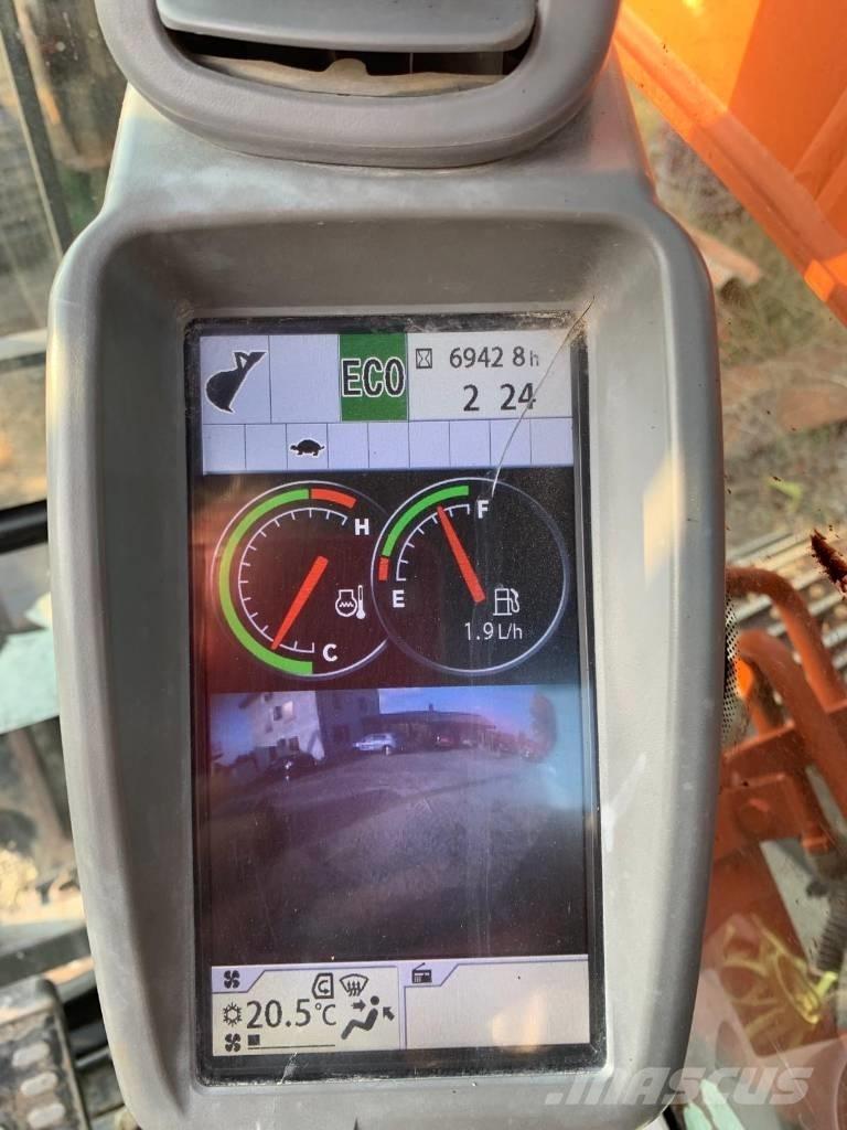 Hitachi ZX 135 US-5B Lánctalpas kotrók