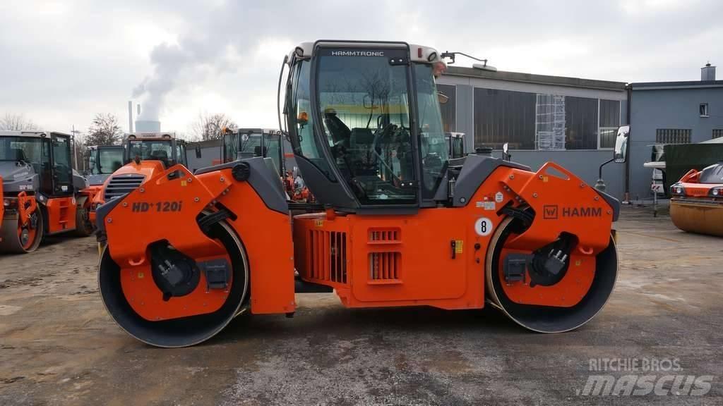 Hamm HD+120iVV Ikerdobos hengerek