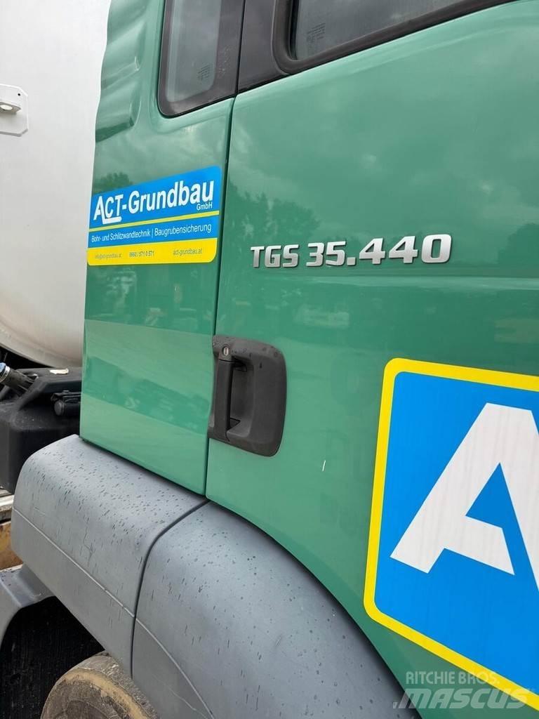 MAN TGS 32 - 440 Hidraulikus konténerszállító
