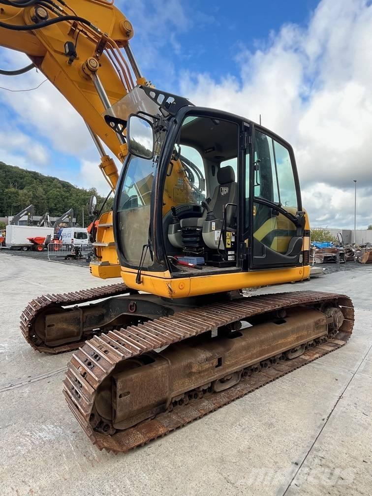 JCB JZ 235 LC Lánctalpas kotrók