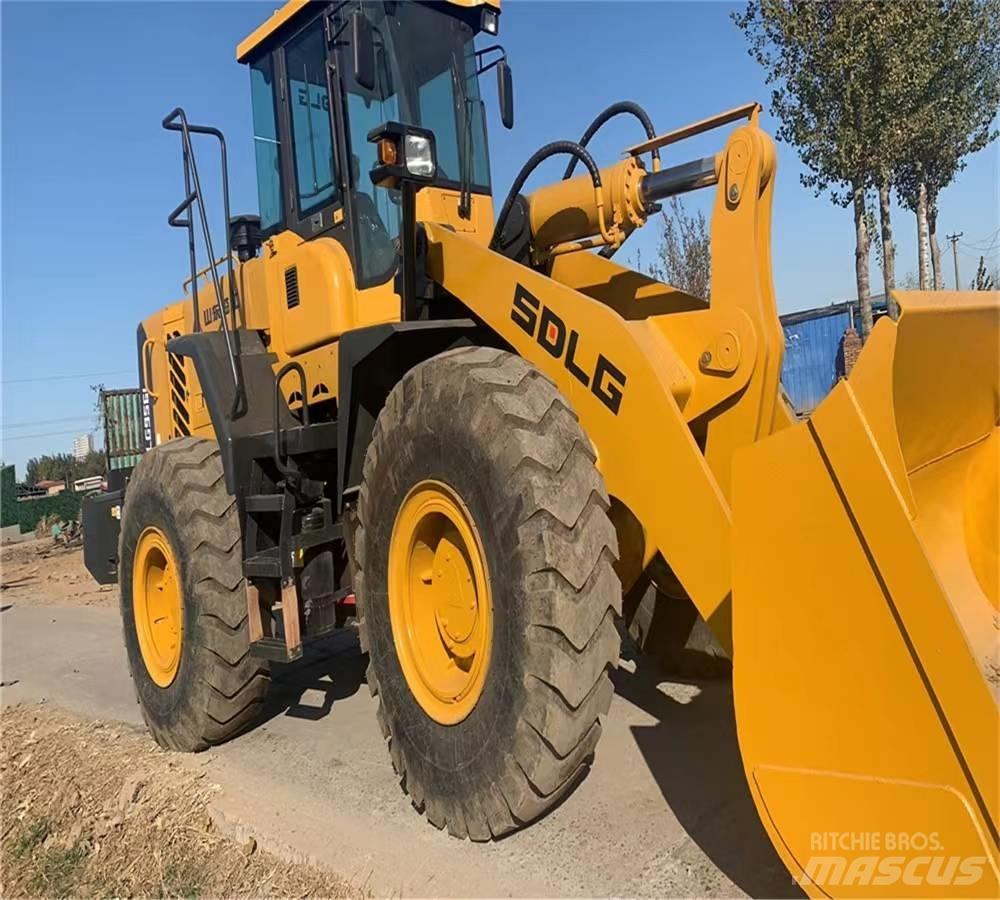 SDLG 956L Gumikerekes homlokrakodók