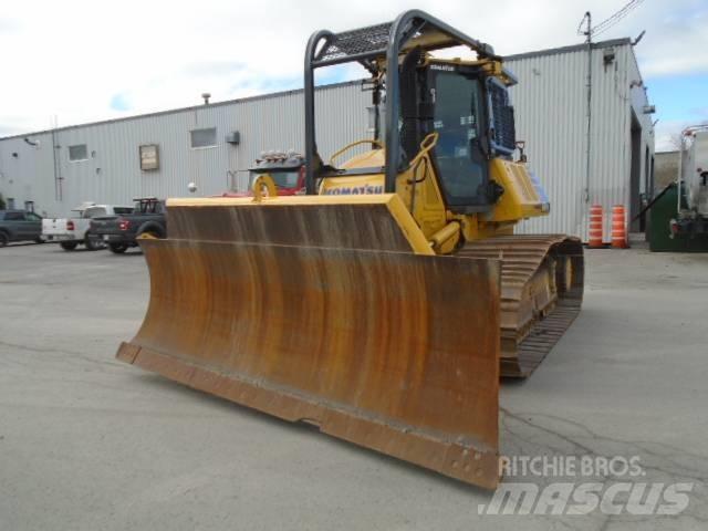 Komatsu D61PX-24 lánctalpas dózerek