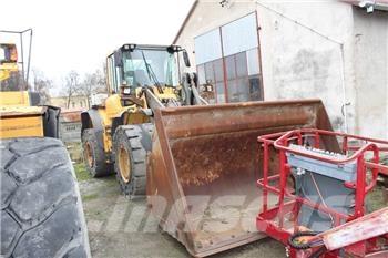 Volvo L 110 F Gumikerekes homlokrakodók