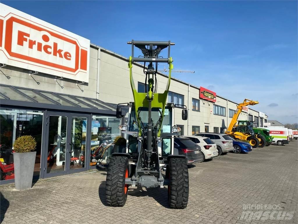 CLAAS Torion 530 Gumikerekes homlokrakodók