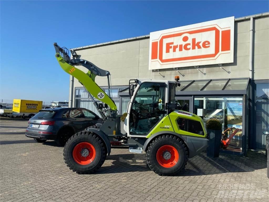 CLAAS Torion 530 Gumikerekes homlokrakodók
