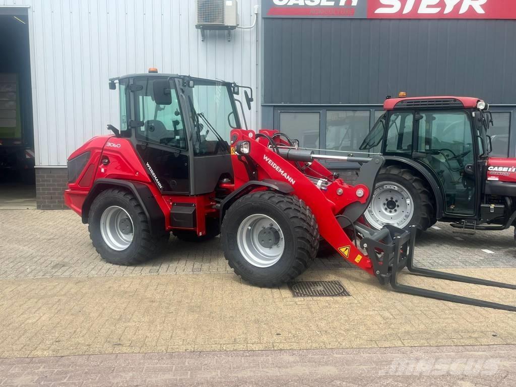 Weidemann 3060 Gumikerekes homlokrakodók