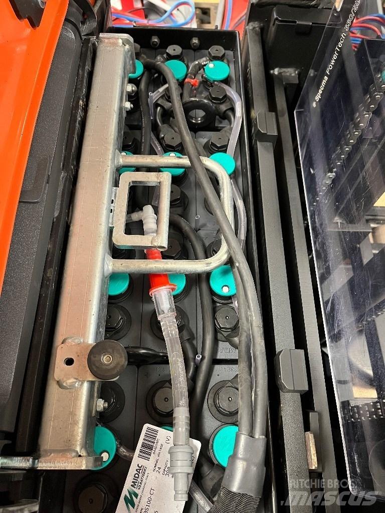 BT SPE 120 L Gyalogkíséretű targonca
