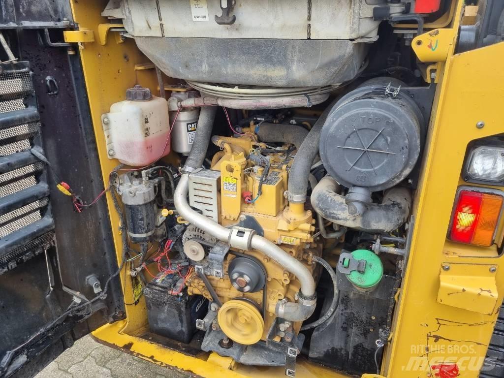 CAT 257 D Kompaktrakodók