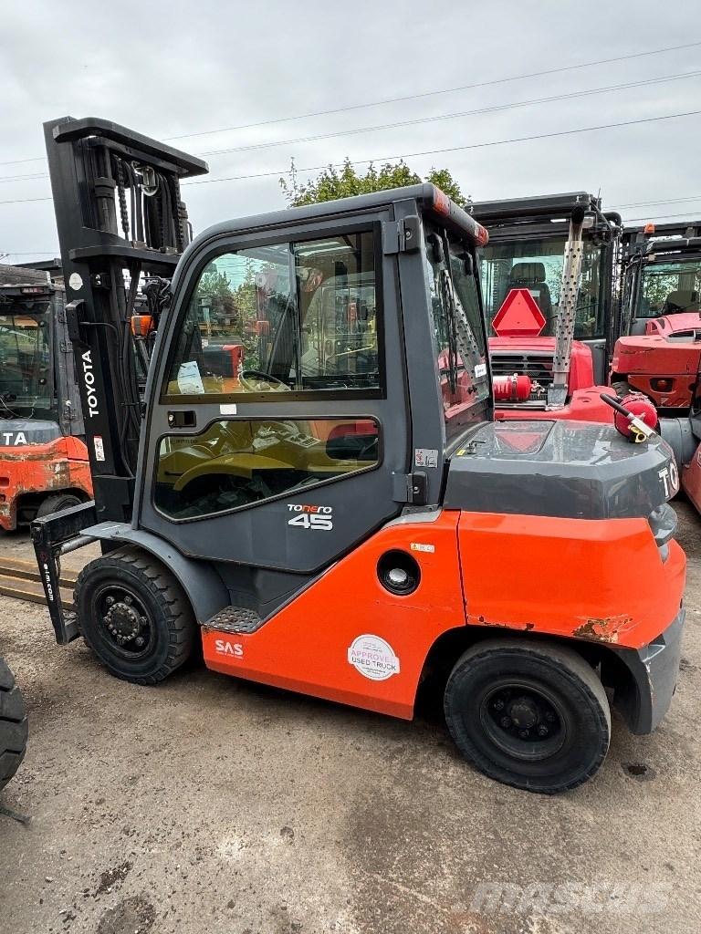 Toyota 40-8FD40N Dízel targoncák