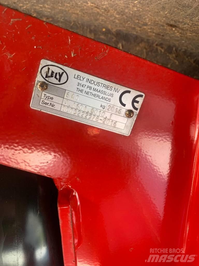 Lely splendimo 300 Kaszák