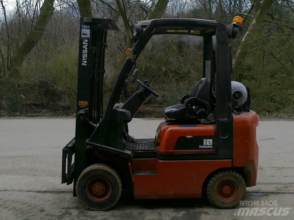 Nissan PD01A18PQ Gázüzemű targoncák