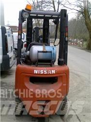 Nissan PD01A18PQ Gázüzemű targoncák
