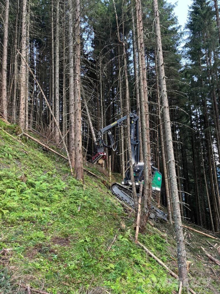 Neuson Forest 204HVT Betakarítók