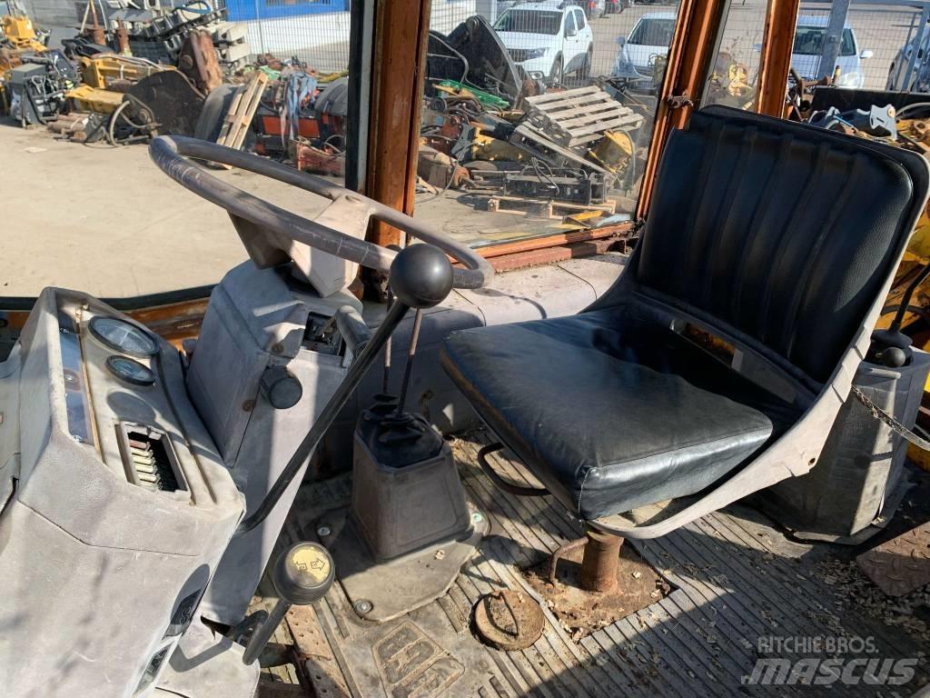 JCB 3 CX Kotrórakodók