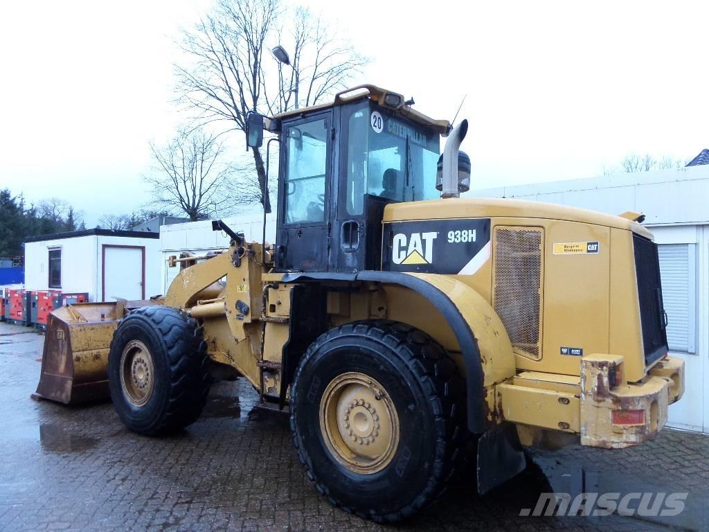 CAT 938 H Gumikerekes homlokrakodók