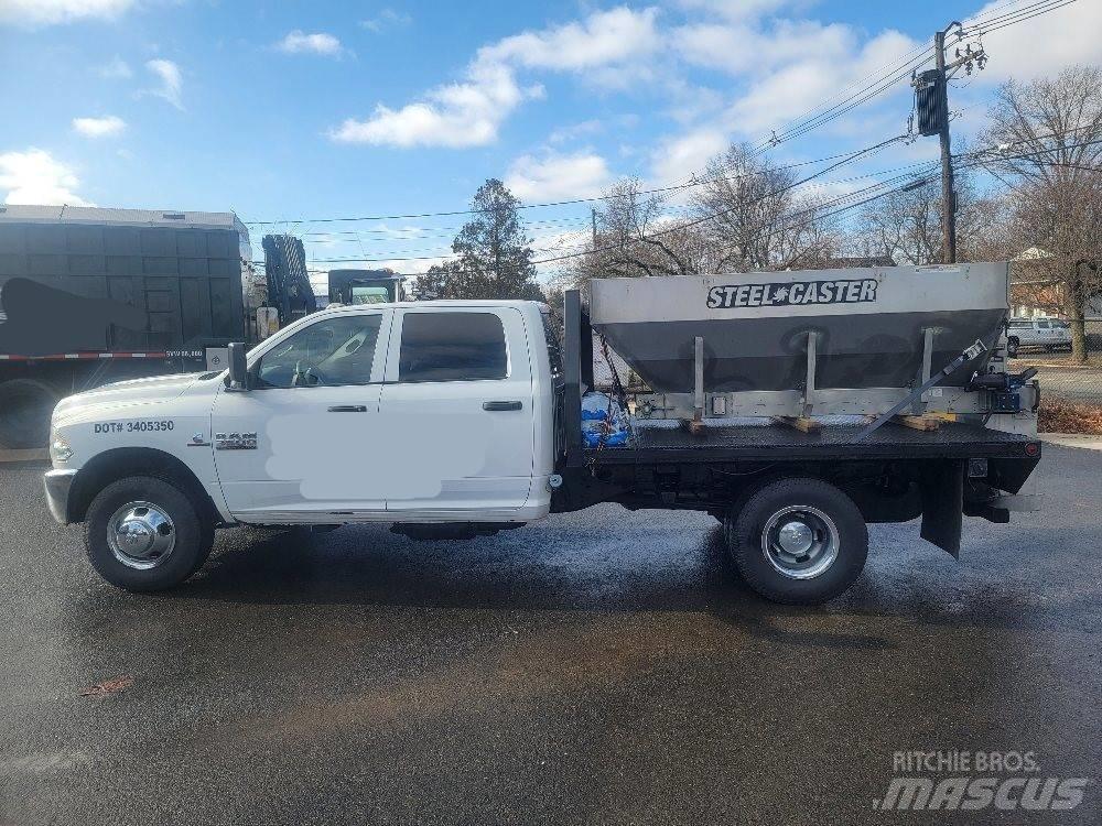 Dodge Ram 3500 Platós / Ponyvás teherautók