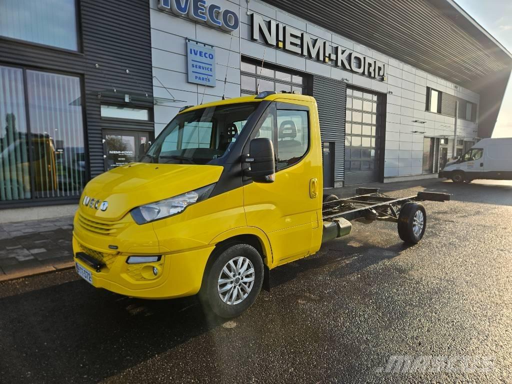 Iveco 35S18 Dobozos