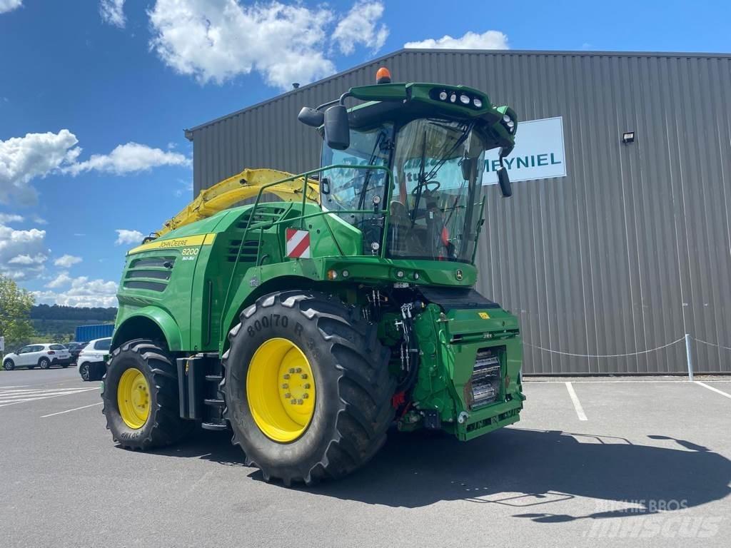 John Deere 8200 Szecskázók