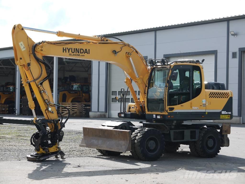 Hyundai R 180 W-9A Gumikerekes kotrók