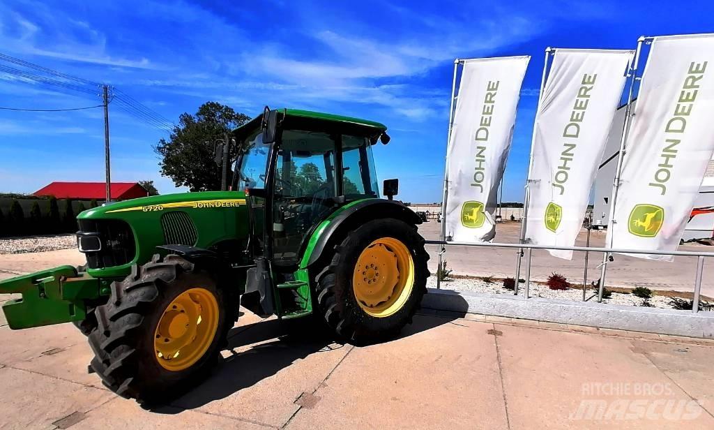 John Deere 5720 Traktorok