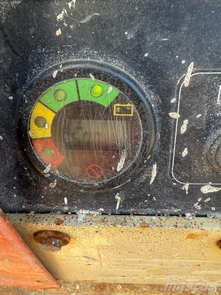 JLG 6 RS Ollós emelők