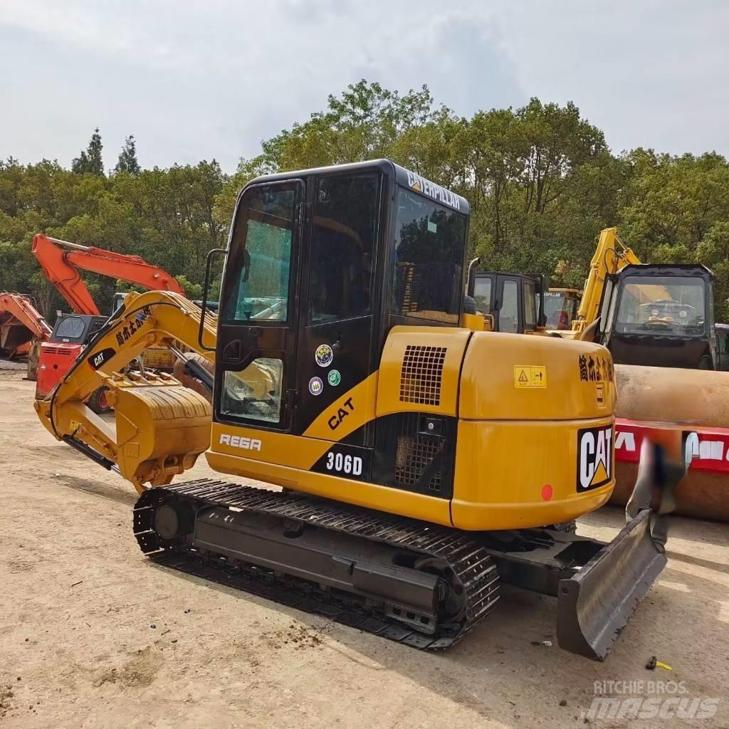 CAT 306D Mini kotrók < 7t