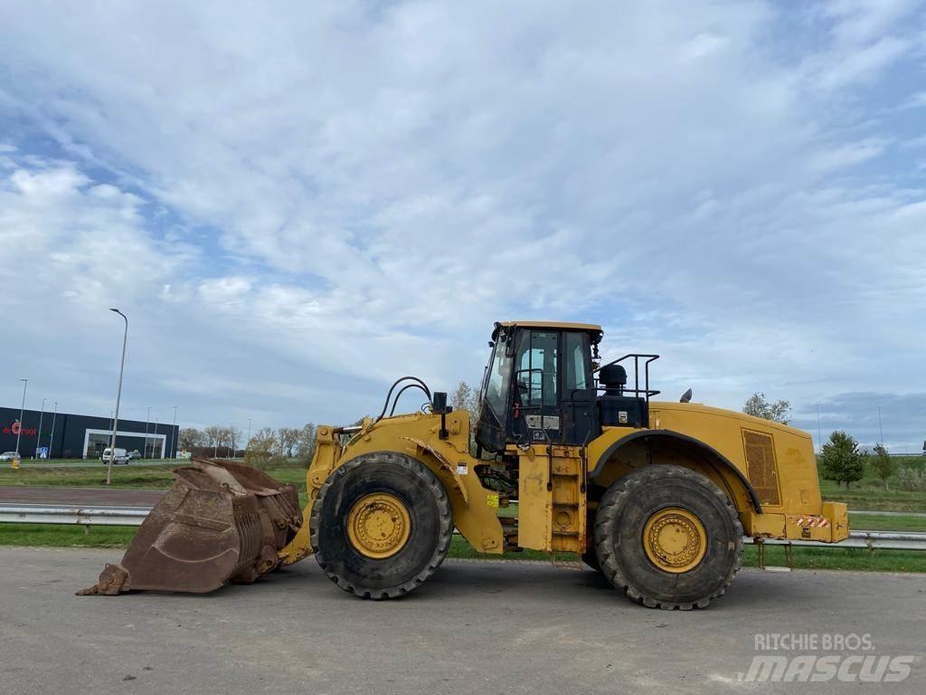 CAT 980H Gumikerekes homlokrakodók