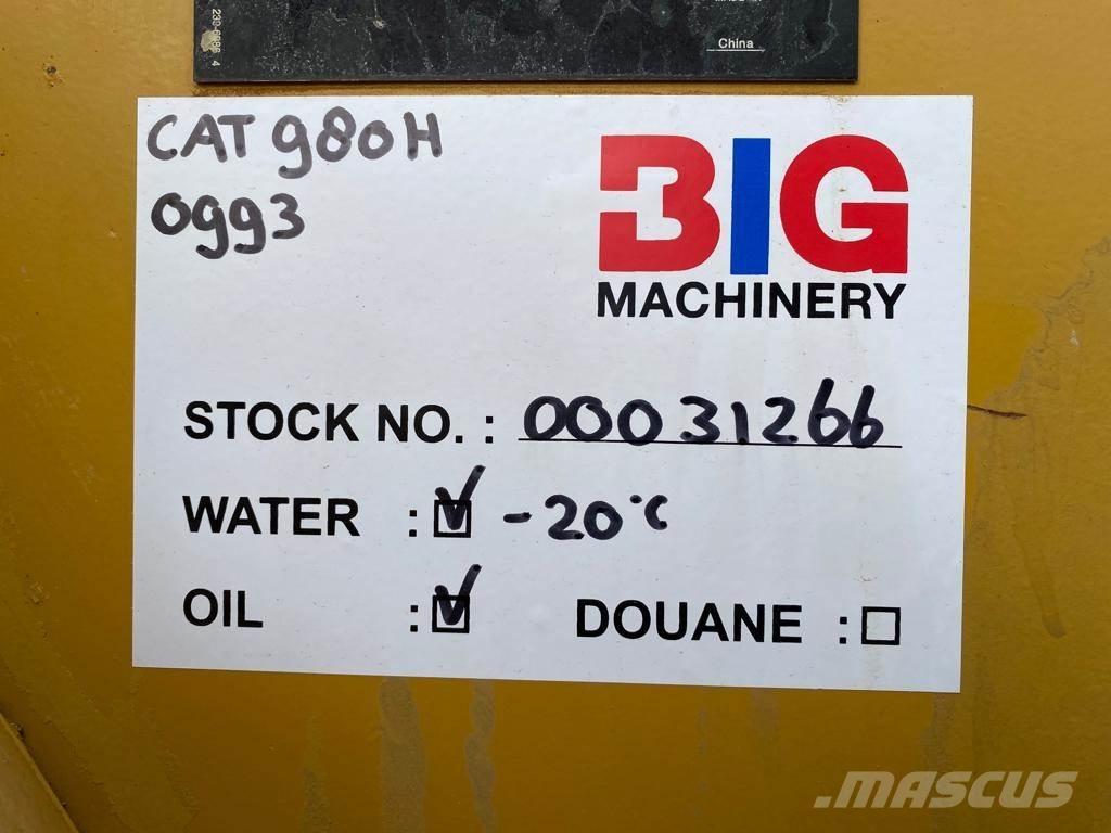 CAT 980H Gumikerekes homlokrakodók