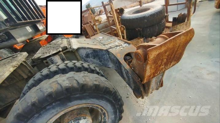 Hyundai HW 210 A Gumikerekes kotrók