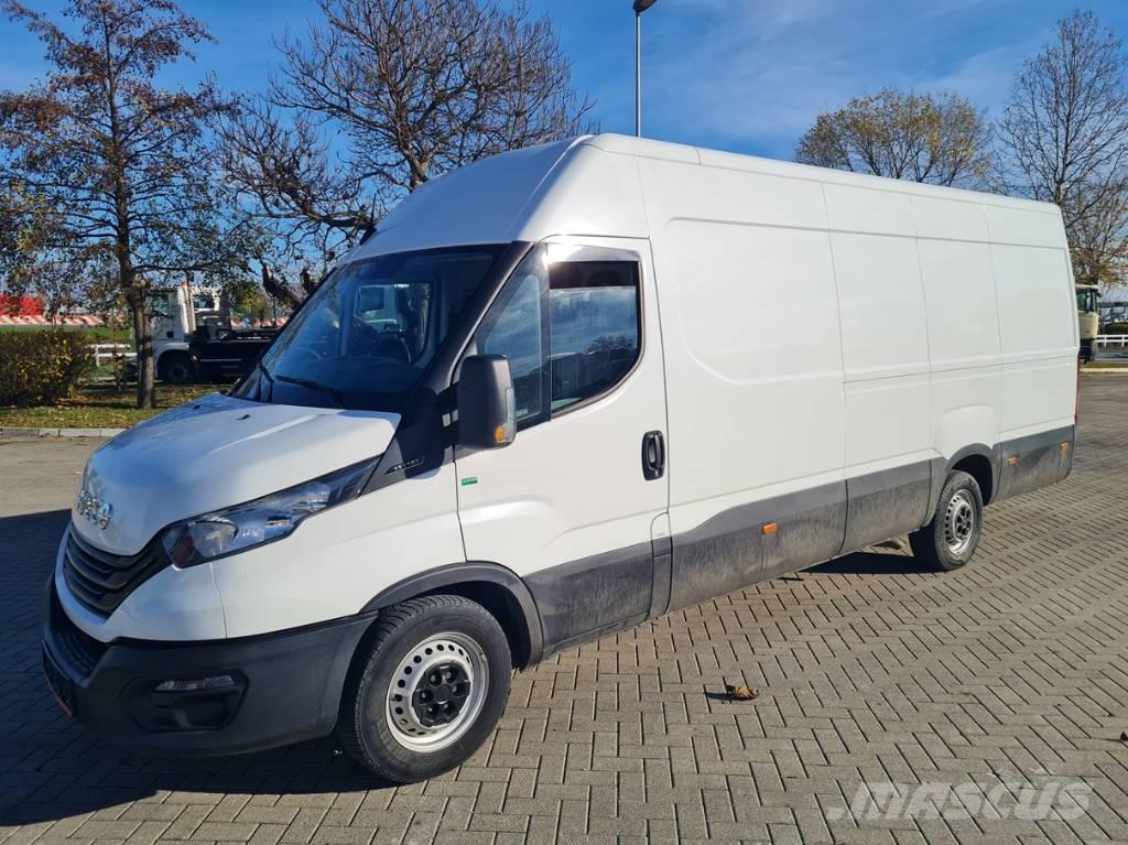 Iveco 35S16 Transporterek