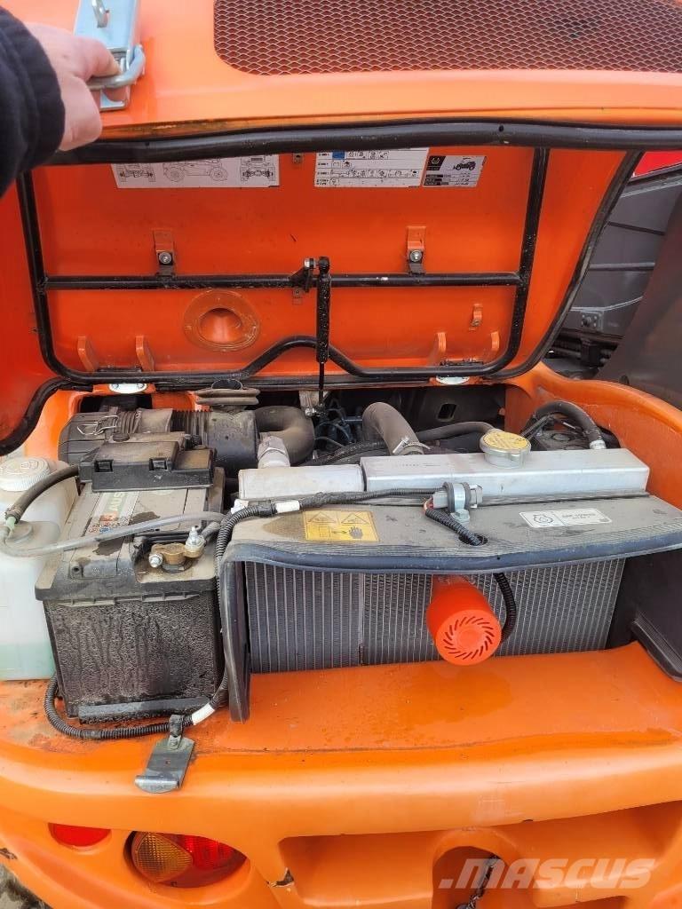 Ausa T 144 H Teleszkópos rakodók
