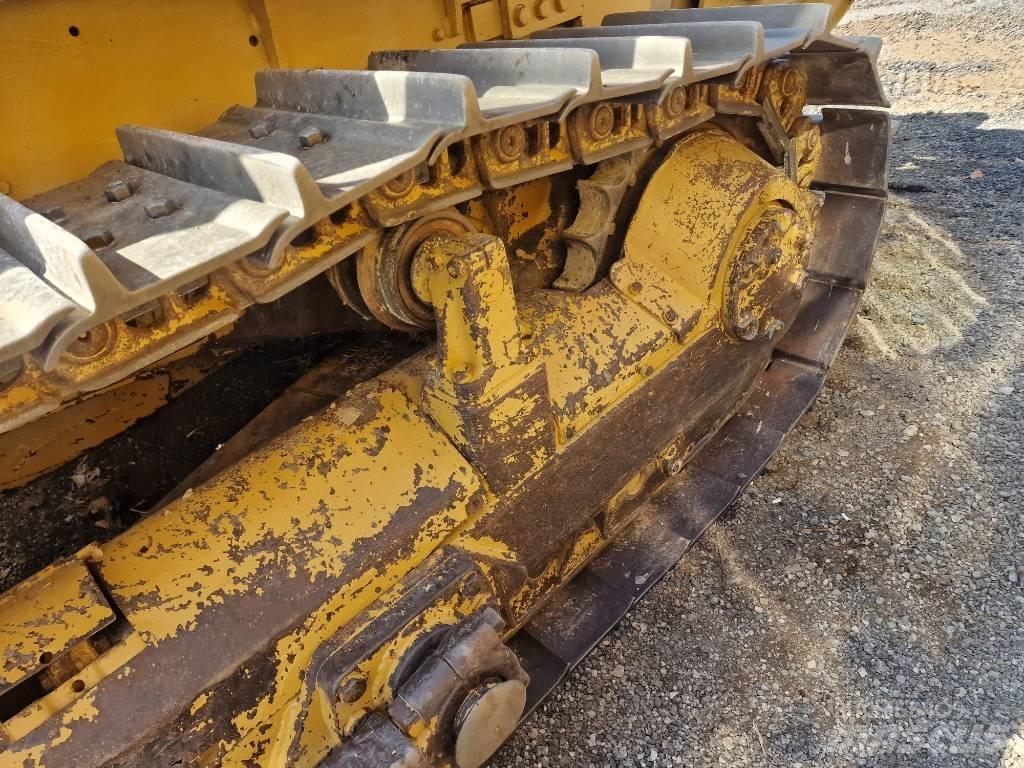 CAT D 6 D lánctalpas dózerek