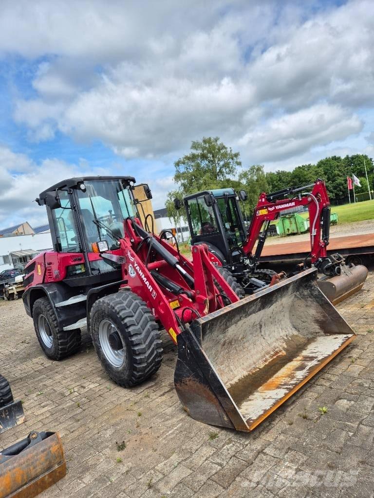 Yanmar V100/5 Gumikerekes homlokrakodók