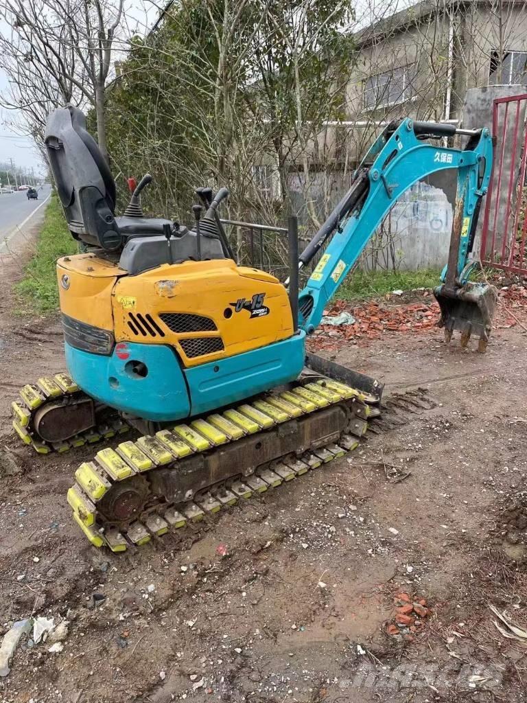 Kubota U15 Mini kotrók < 7t