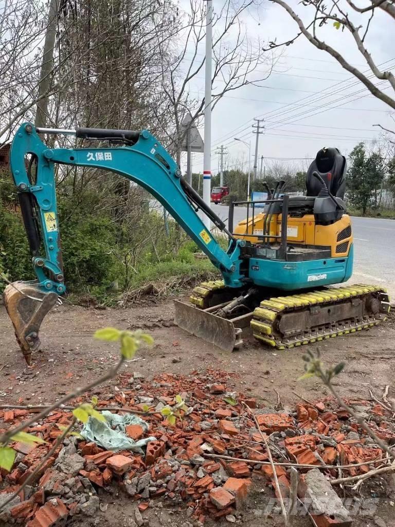 Kubota U15 Mini kotrók < 7t
