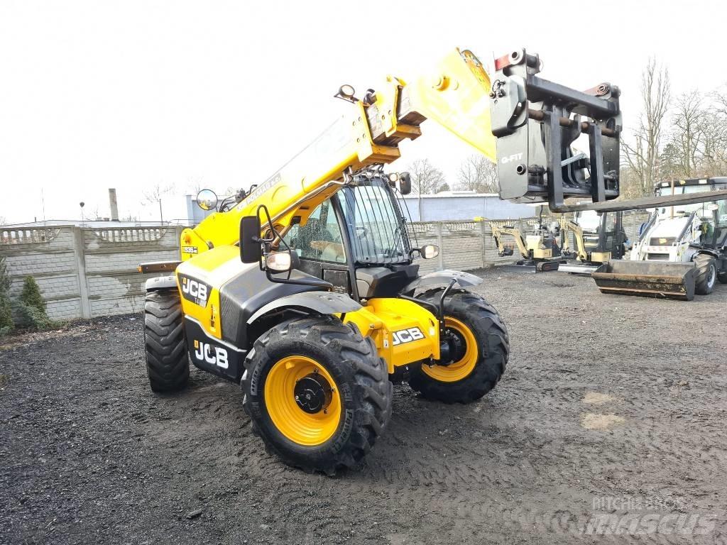 JCB 535-95 Agri Teleszkópos rakodók