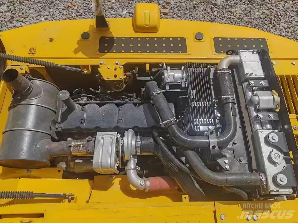 Komatsu 200-8 Lánctalpas kotrók