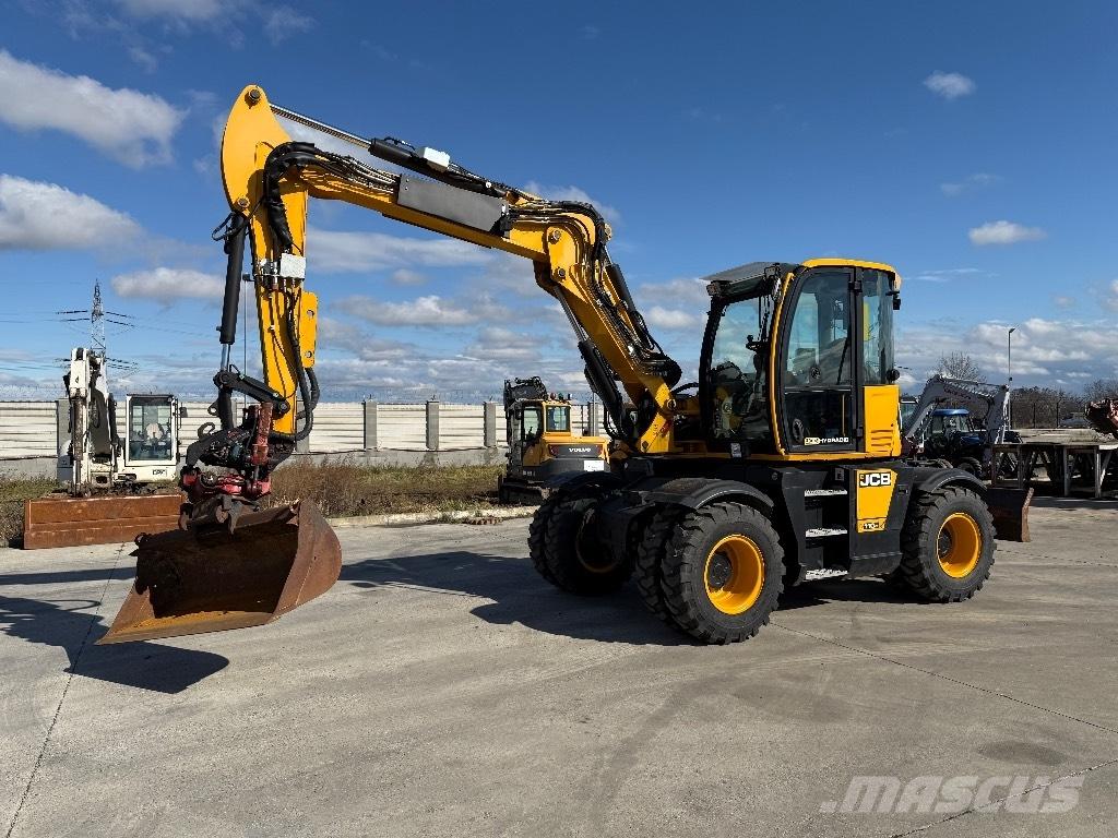 JCB Hydradig Gumikerekes kotrók