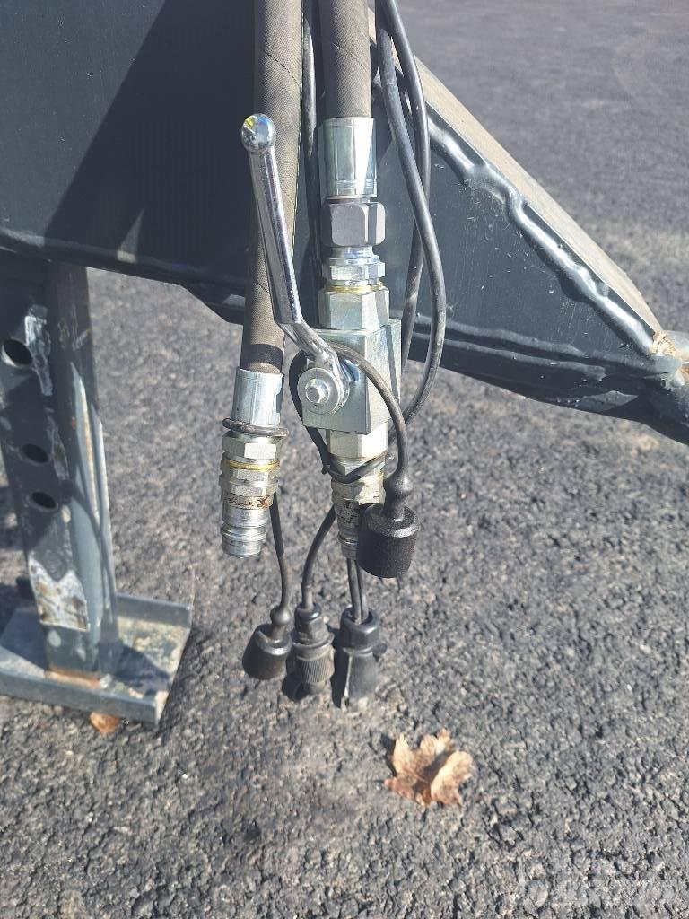 Junkkari S300 Plus Vetőgépek