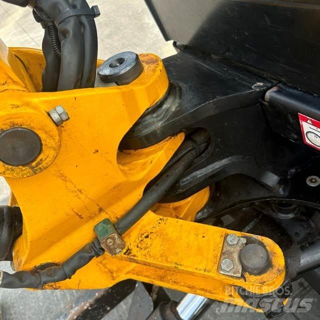 JCB 8026 Mini kotrók < 7t
